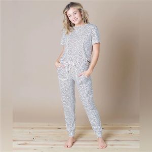 Lates By Kate Modal Creamy Dot Pajamas Size Small